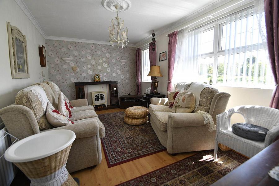 42 Glasvey Drive