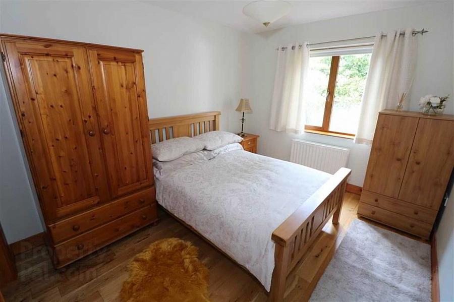 Apt 9 Antrim Road