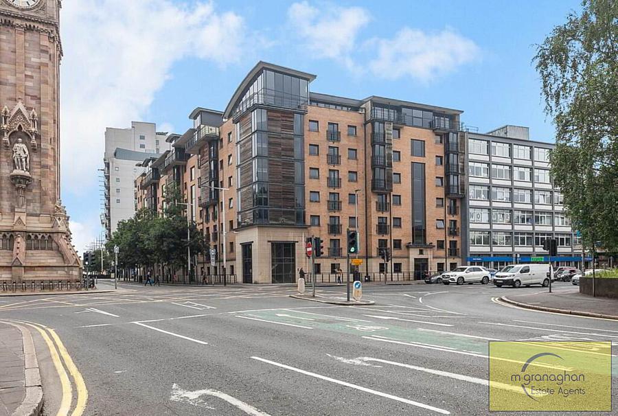 17 Queens Square, Apartment 8, Belfast, BT1 3FF