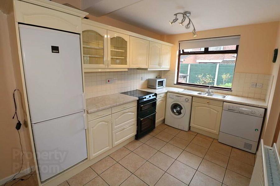 17 Orchardville Avenue 17 Orchardville Avenue