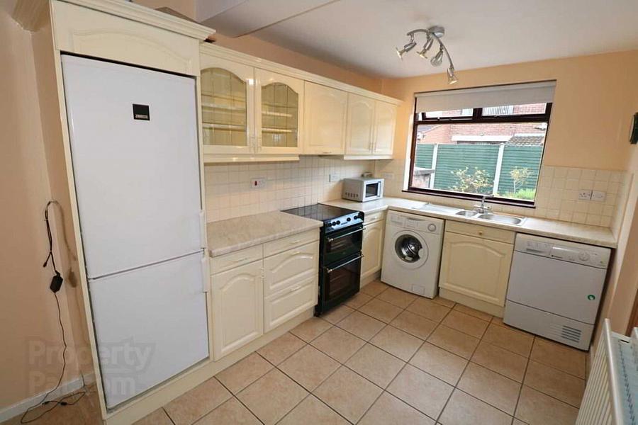 17 Orchardville Avenue 17 Orchardville Avenue