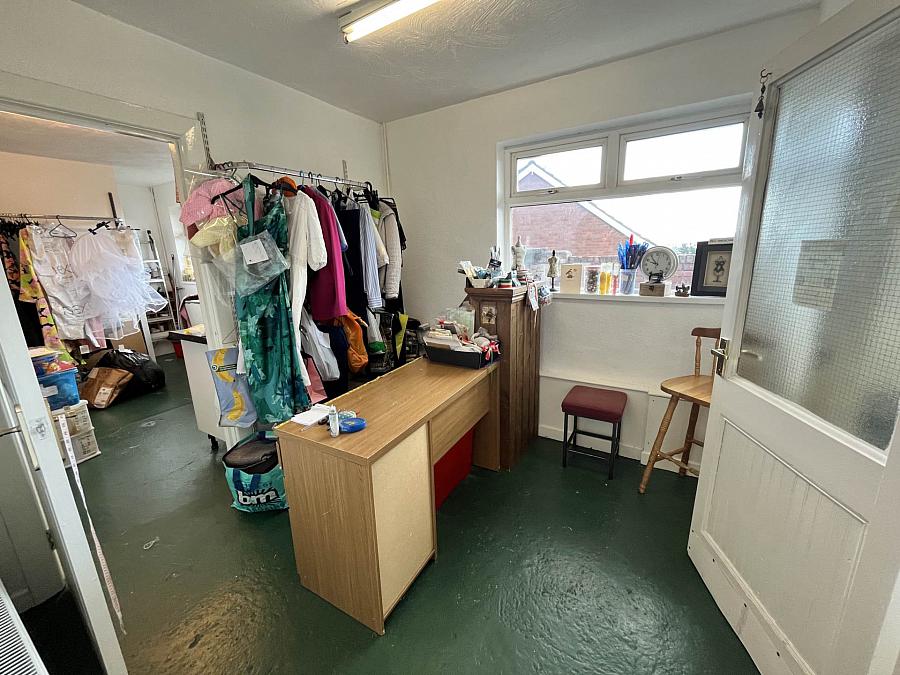 21 Brittons Parade Unit B
