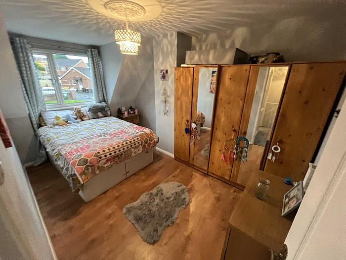 15 Hollybrook Road