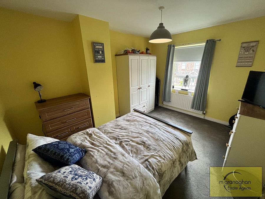 40 Mount Eagles Avenue 40 Mount Eagles Avenue