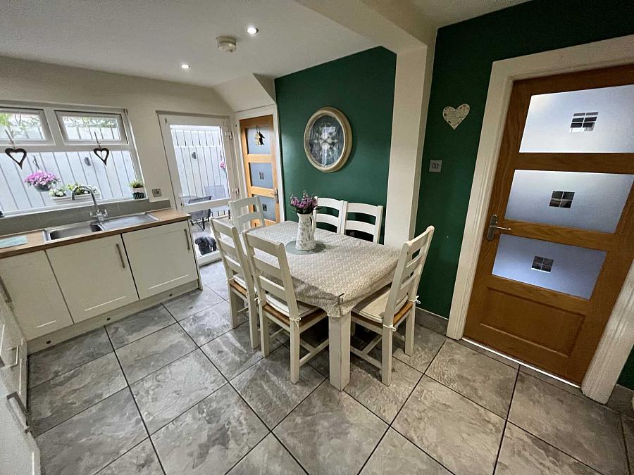 23 Barnfield Grange