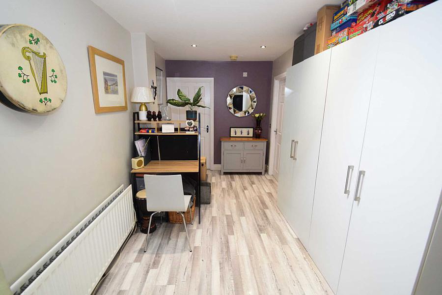 23 Barnfield Grange