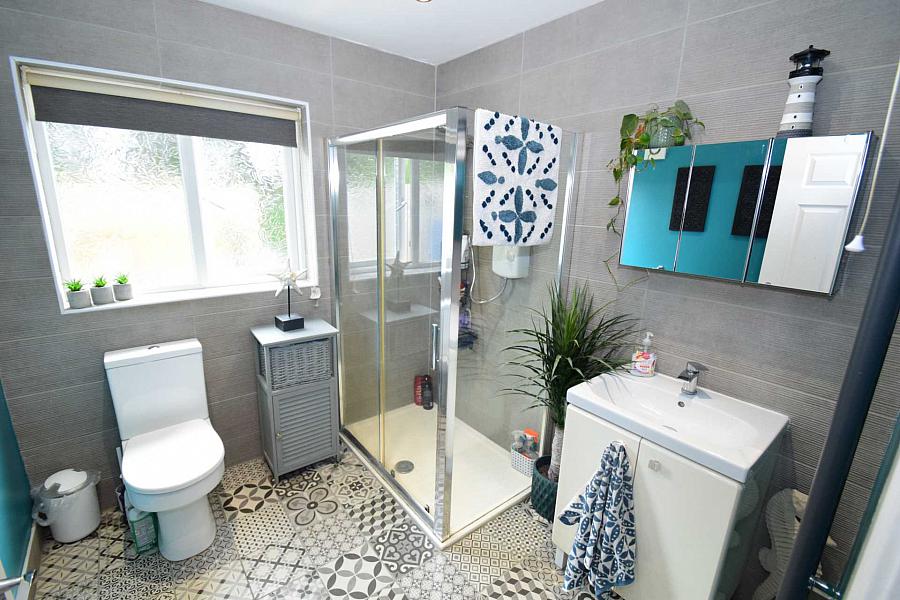 23 Barnfield Grange