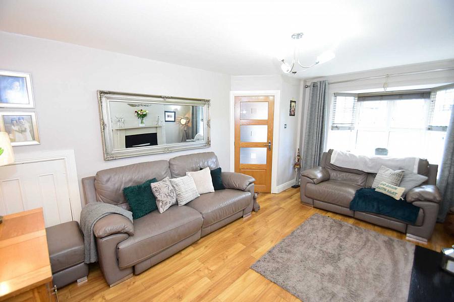 23 Barnfield Grange