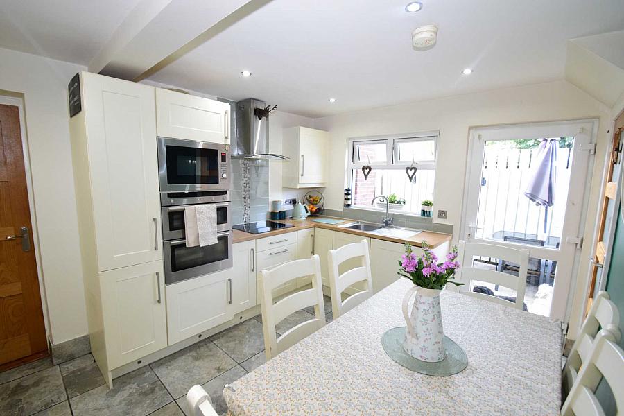 23 Barnfield Grange