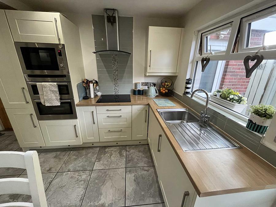 23 Barnfield Grange