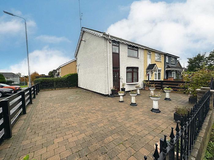 2 Acacia Avenue