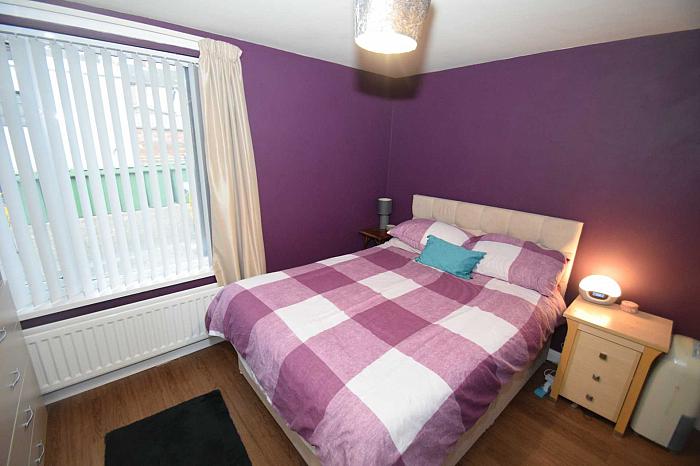 48b Alina Gardens