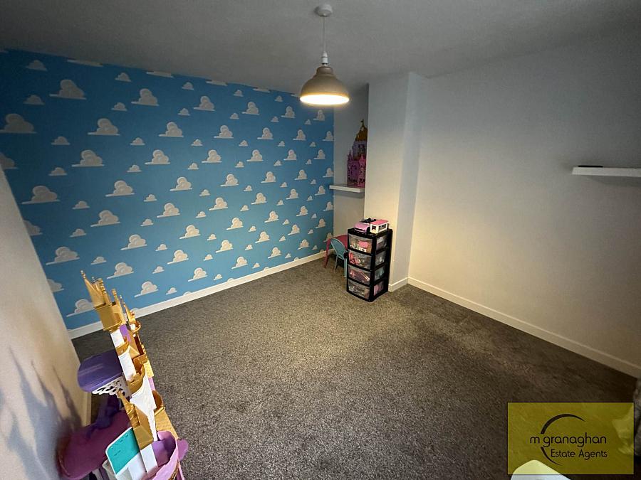 11 Glenmeen Close 11 Glenmeen Close