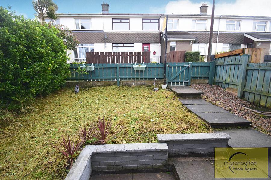 11 Glenmeen Close 11 Glenmeen Close