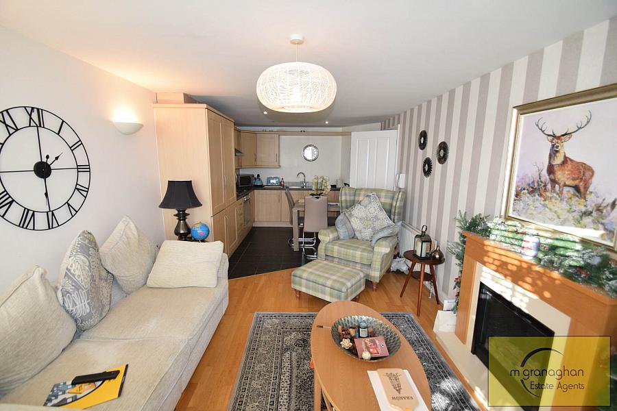 4 Casement Court Andersonstown Road 4 Casement Court Andersonstown Road