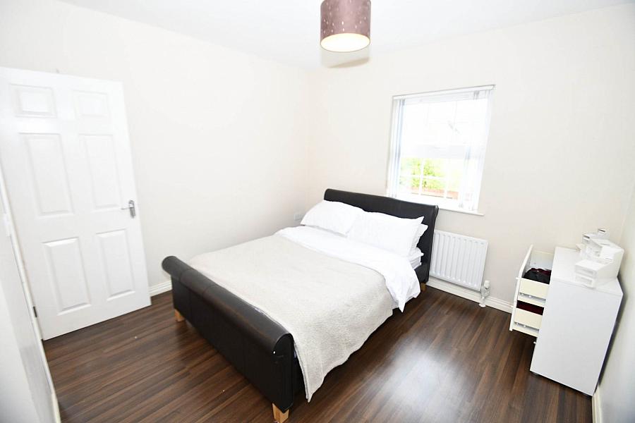 10 Mount Eagles Link