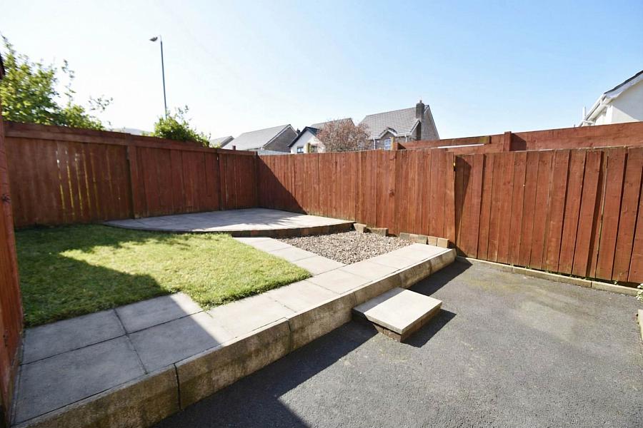 10 Mount Eagles Link