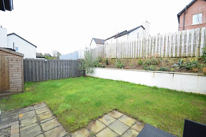 12 Fairfield Close