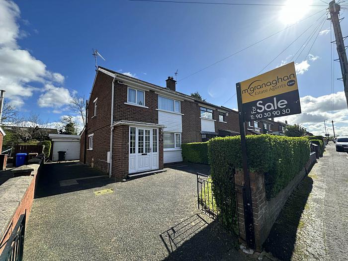 67 Willowvale Avenue, stewartstown road, belfast, BT11 9JX