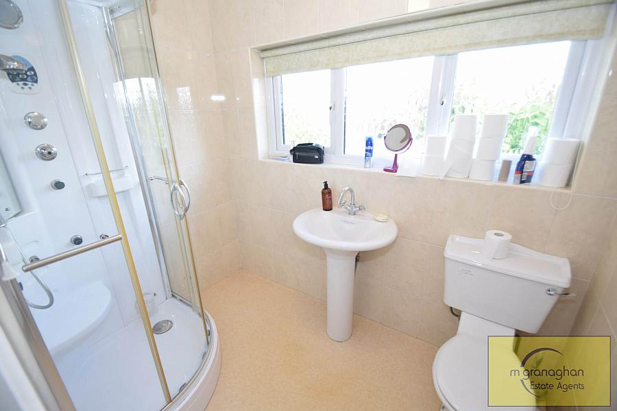 67 Willowvale Avenue 67 Willowvale Avenue