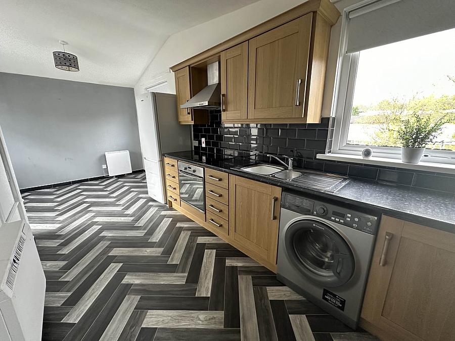 8c Carrigart Avenue