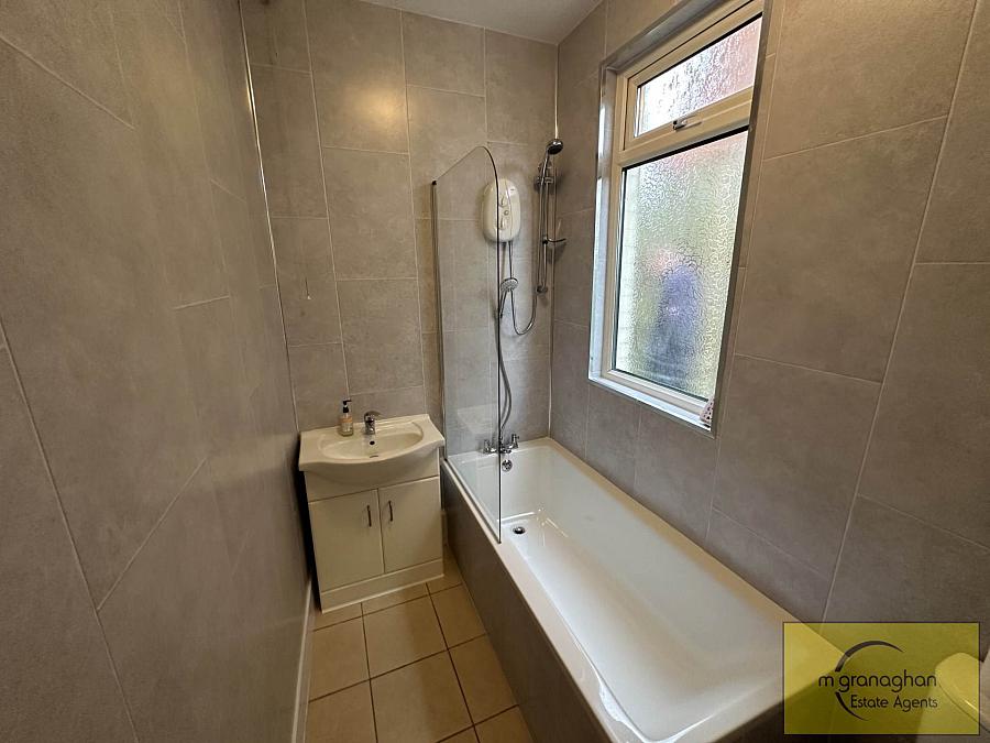 51 Longlands Road 51 Longlands Road