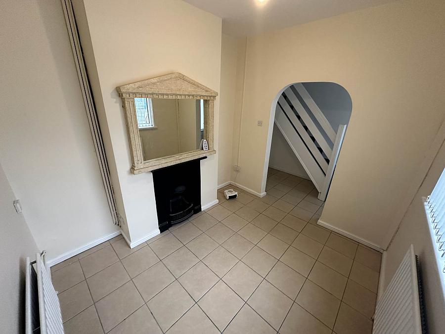 51 Longlands Road