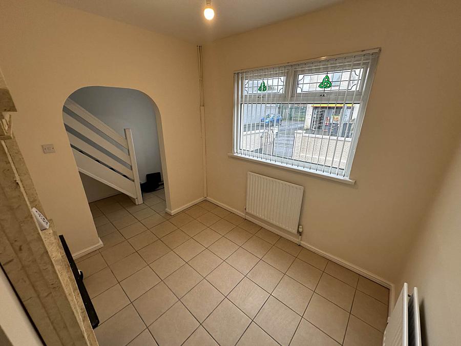 51 Longlands Road