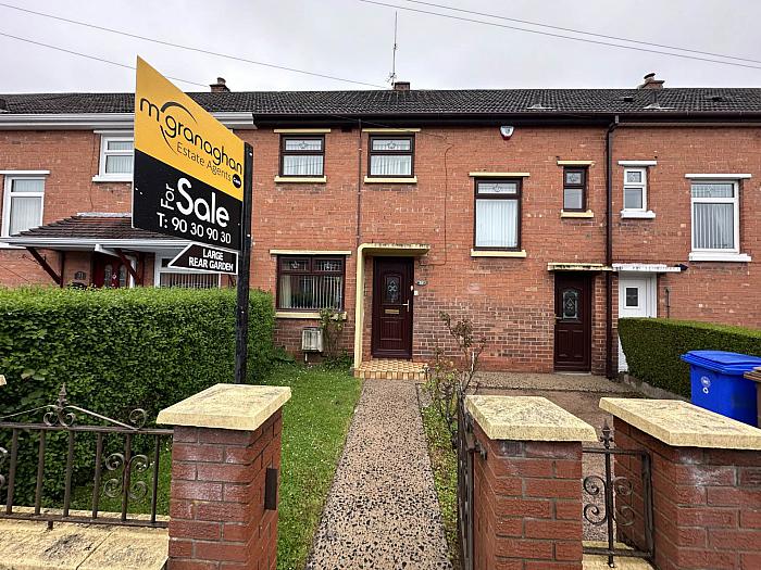 29 St Agnes Drive, andersonstown, belfast, BT11 8GZ