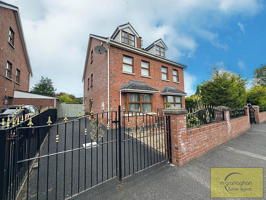 16 Riverdale Park South 16 Riverdale Park South