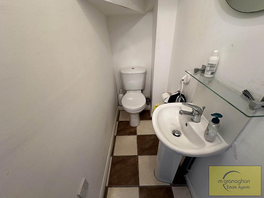 16 Riverdale Park South 16 Riverdale Park South