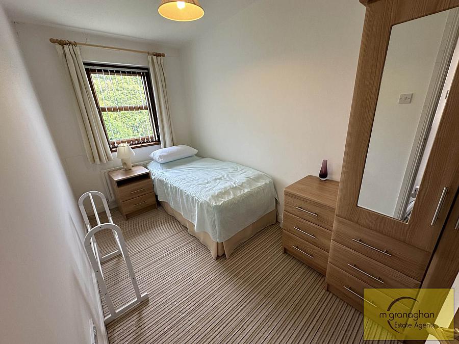 16 Riverdale Park South 16 Riverdale Park South