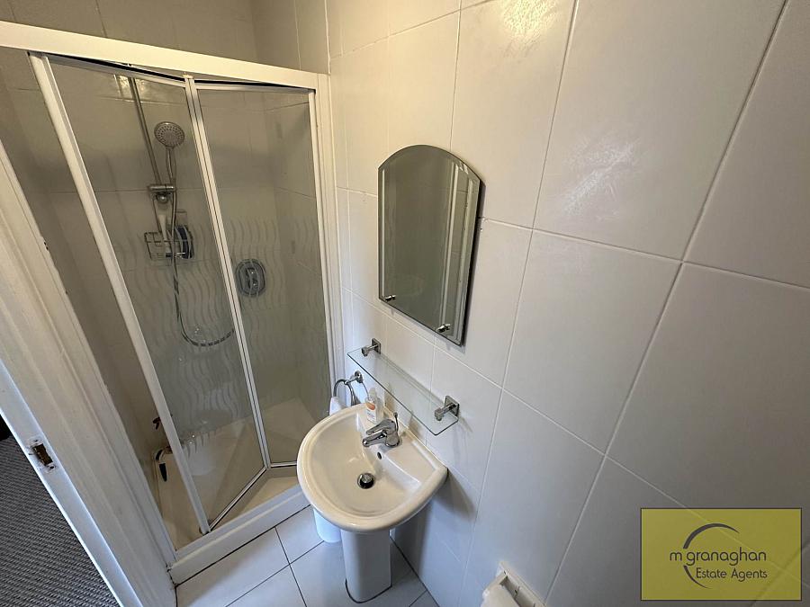 16 Riverdale Park South 16 Riverdale Park South