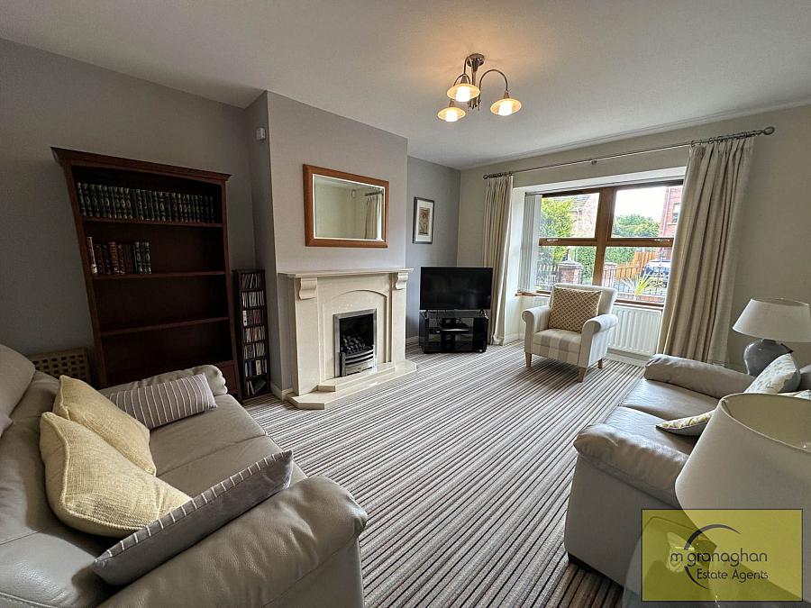 16 Riverdale Park South 16 Riverdale Park South