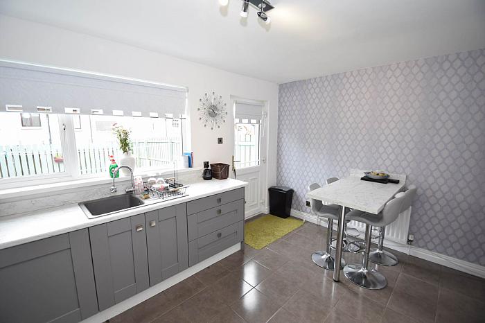 88 Lagmore Meadows