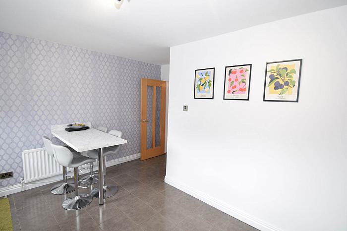 88 Lagmore Meadows