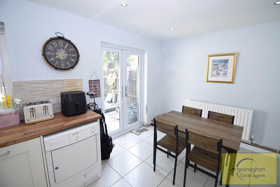 286 Lagmore Meadows