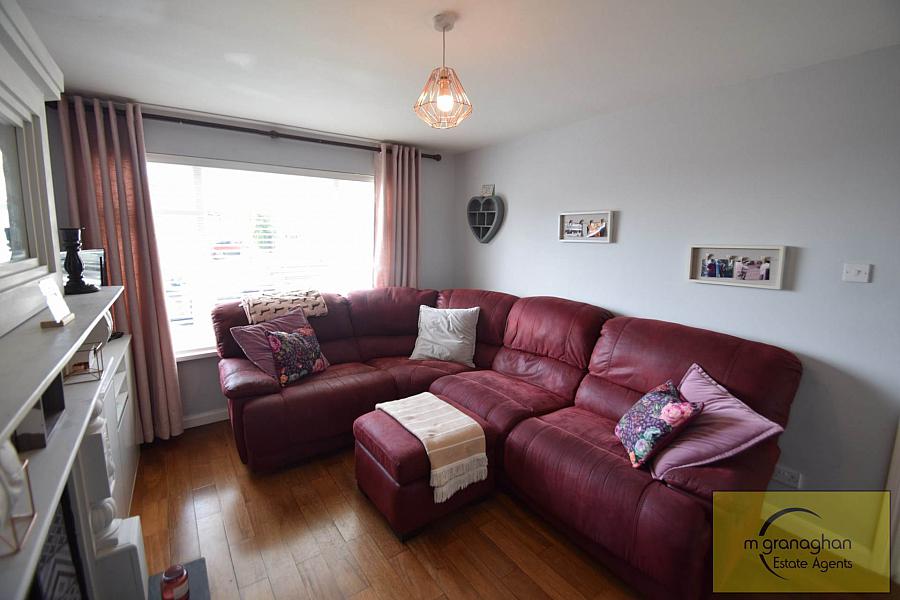 286 Lagmore Meadows
