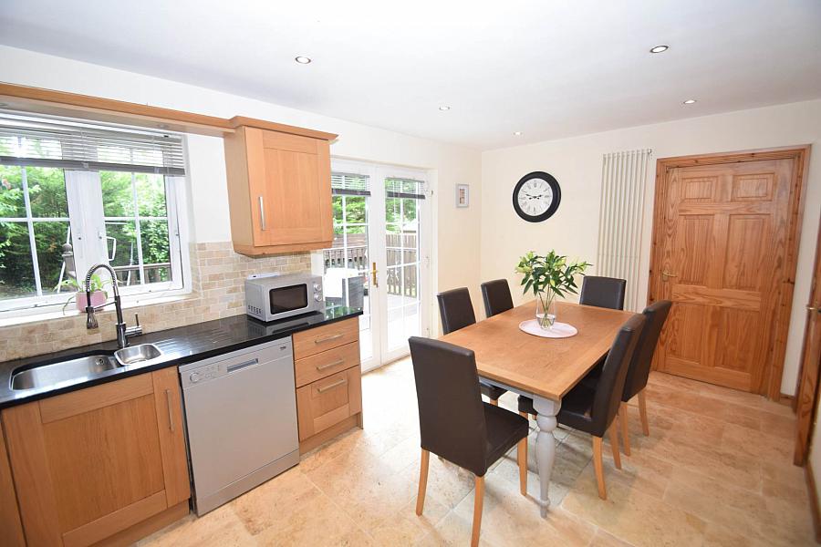 13 Lynnwood Mews