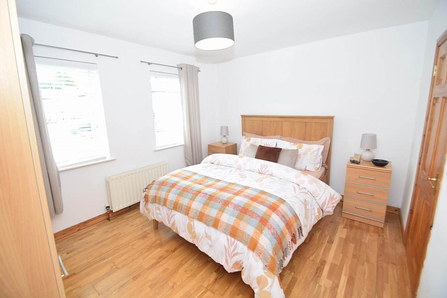 13 Lynnwood Mews