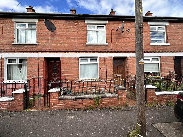 5 Beechmount Parade