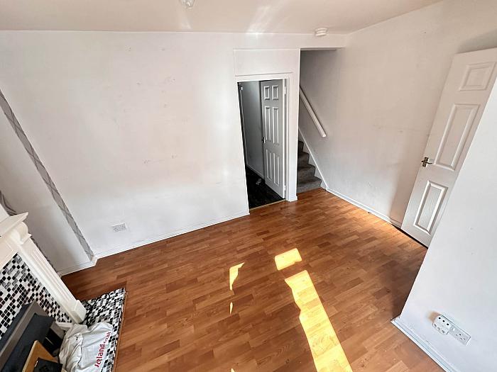 5 Beechmount Parade