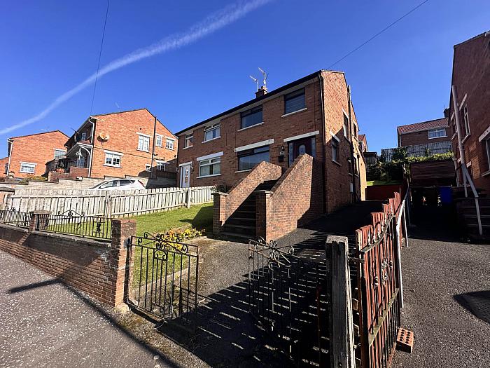 59 Springfield Park