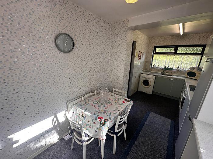 59 Springfield Park