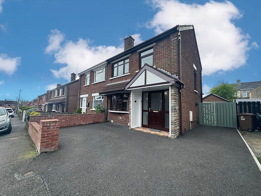 9 Stockmans Park, andersonstown, belfast, BT11 9AX