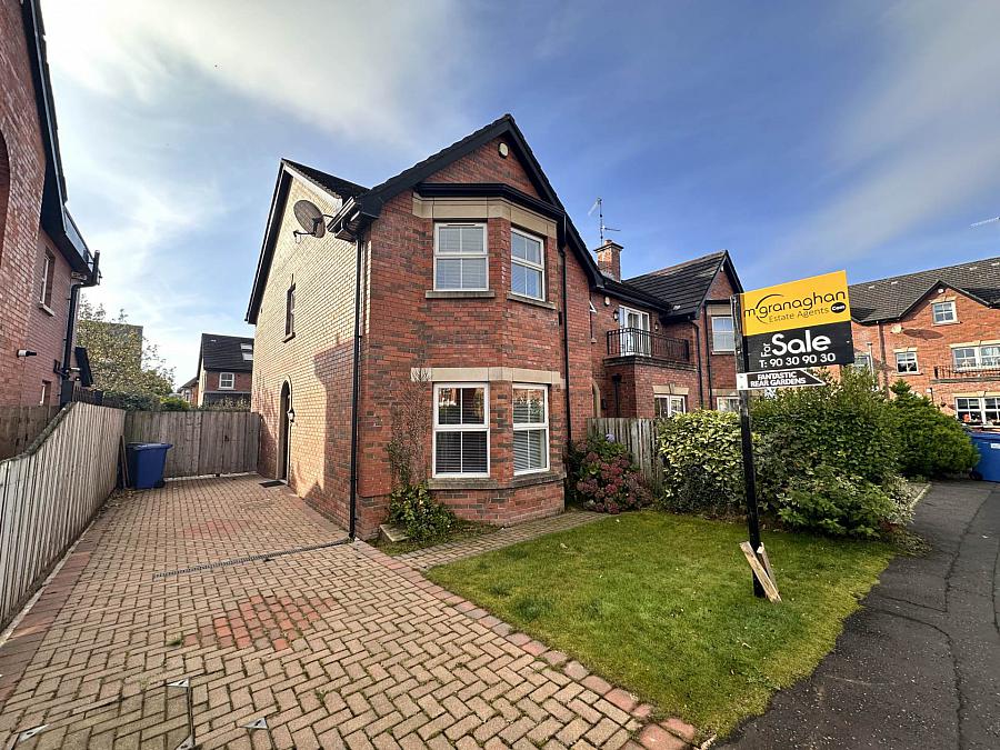 2 St Johns Place, ormeau road, belfast, BT7 3HA