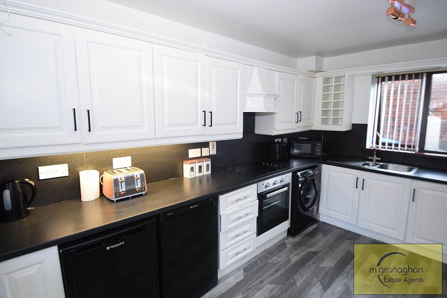 28 Springhill Avenue