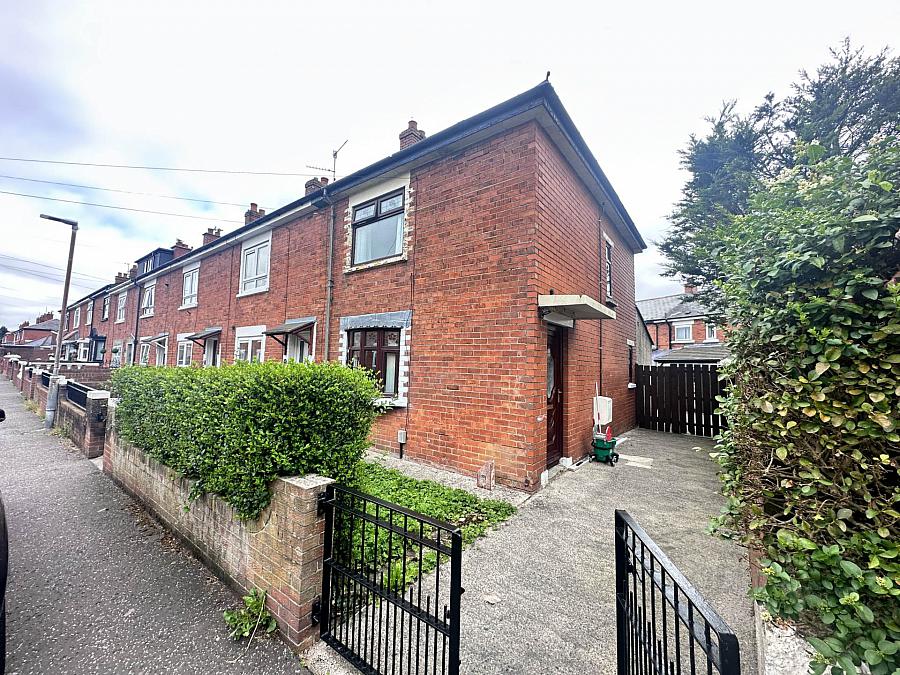 13 Whiterock Drive
