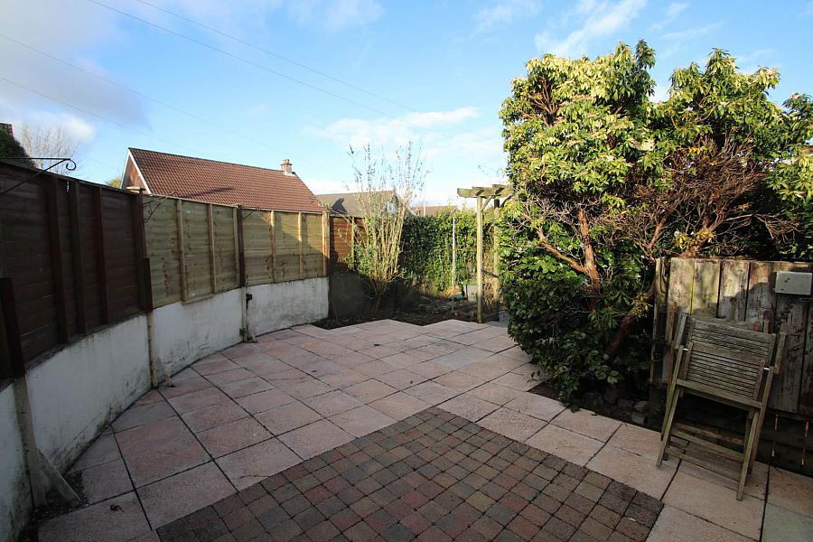 7 Cairnshill Green