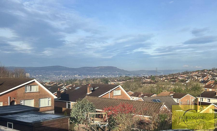 7 Cairnshill Green 7 Cairnshill Green